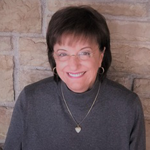Marie Czapinski Headshot
